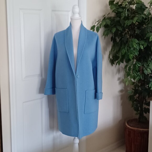 LIKE NEW! Gorgeous St. John Hand Sewn Wool/Angora/Cashmere Lightweight Coat M - Picture 2 of 7